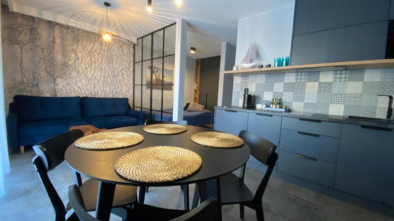 Apartament Magma Z Basenem Morska Klifowa Реваль Экстерьер фото